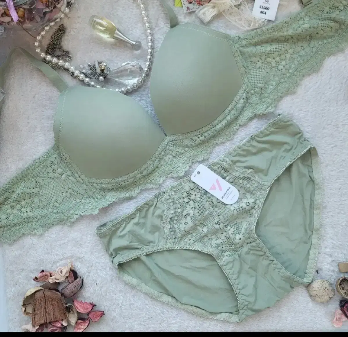 thumbnail-6